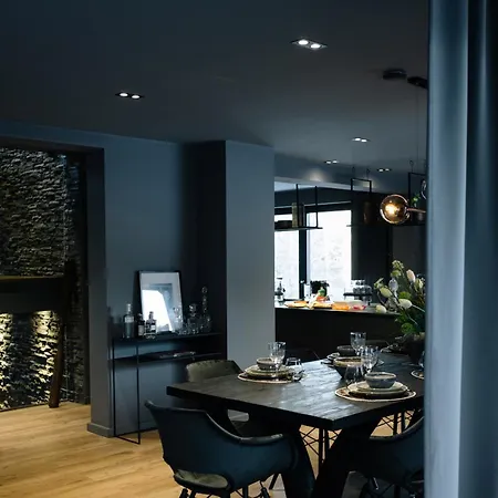 Le Noir - Black Forest Chalet *